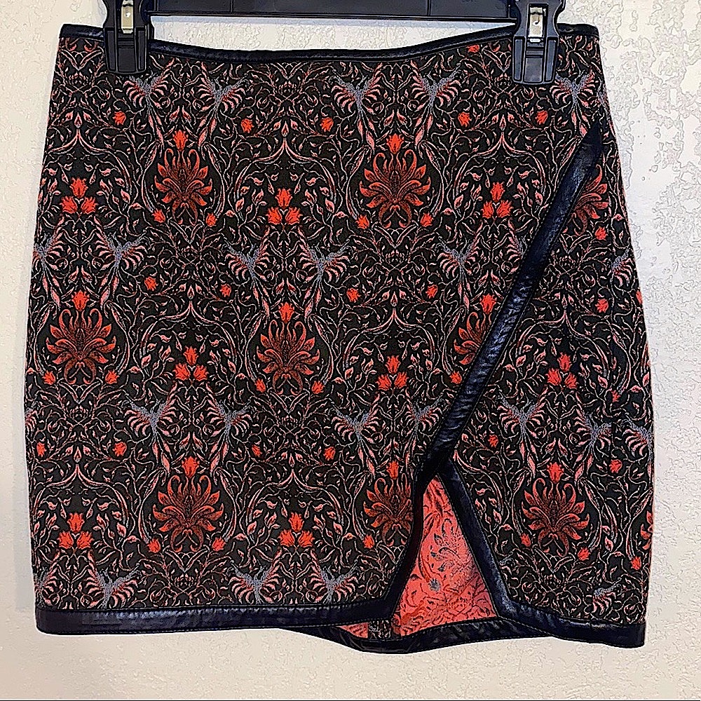 Express Mini Skirt